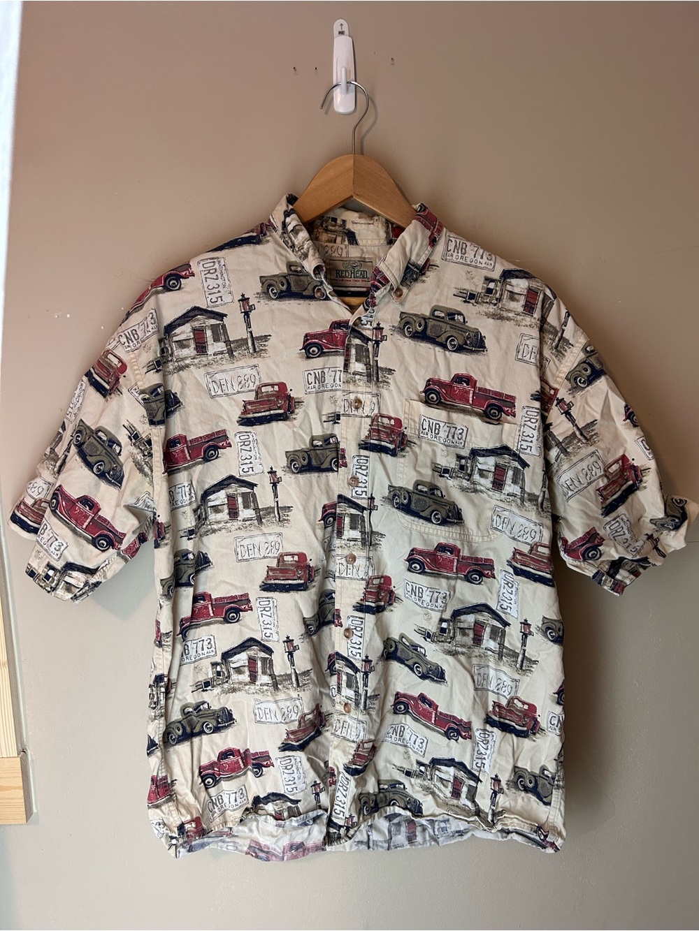 Men’s Redhead Vintage Antique Car Button Down Shirt Vacation Size M
